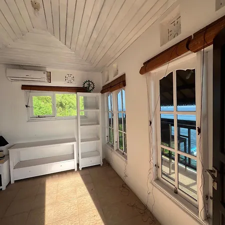Ari Homestay Uluwatu Extérieur photo